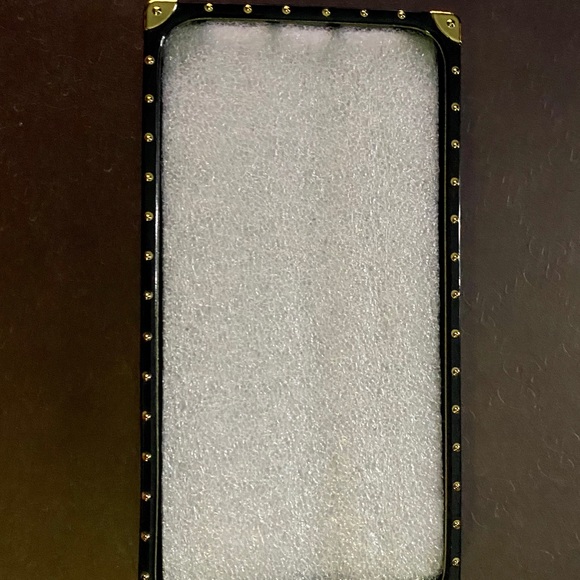 iPhone 11 Pro Max - Picture 9 of 10